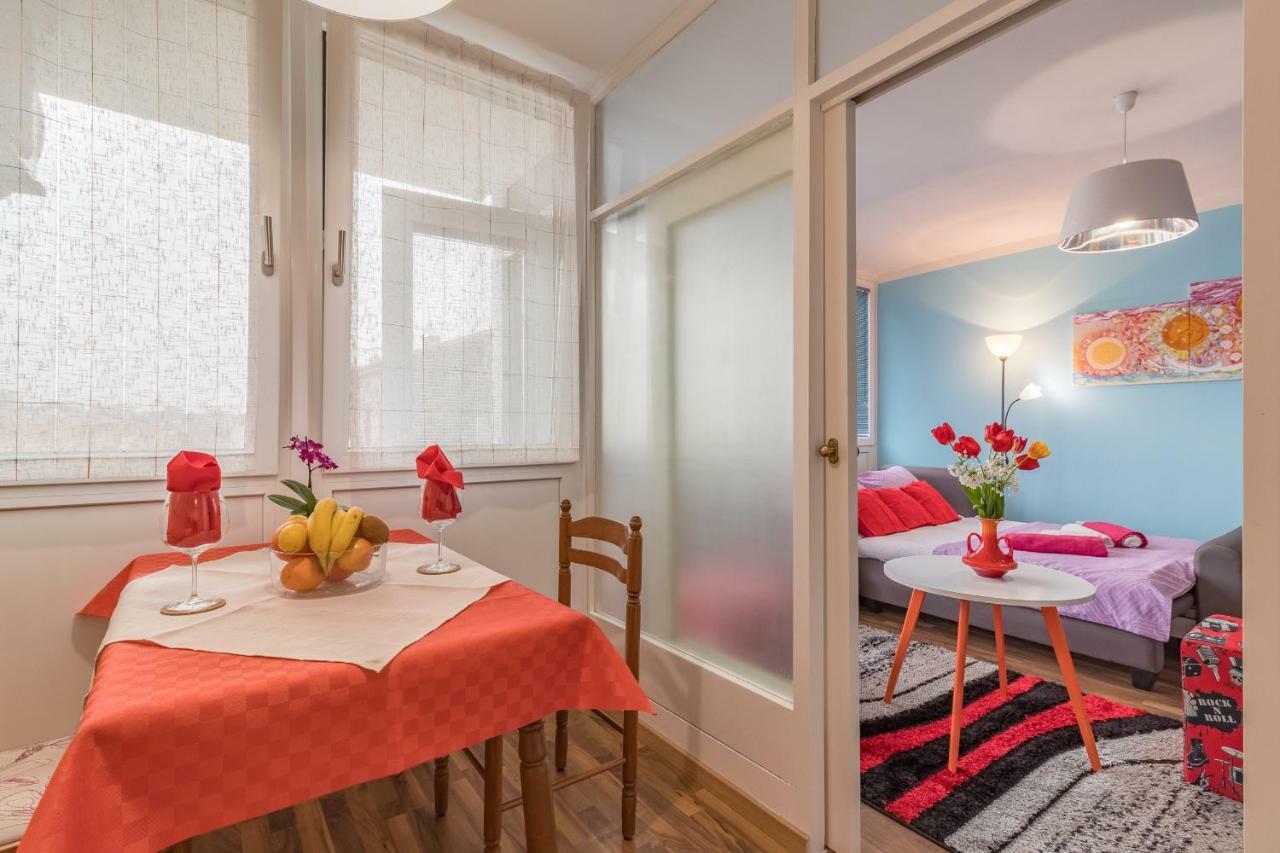 Cosy Apartment Zupanic พูลา ภายนอก รูปภาพ